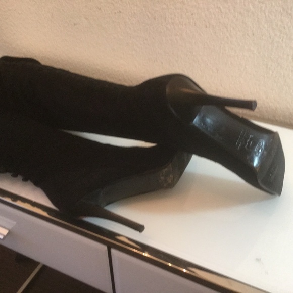 Via Spiga sexy over the knee black suede boots back button detail (defects! ) - Picture 10 of 14